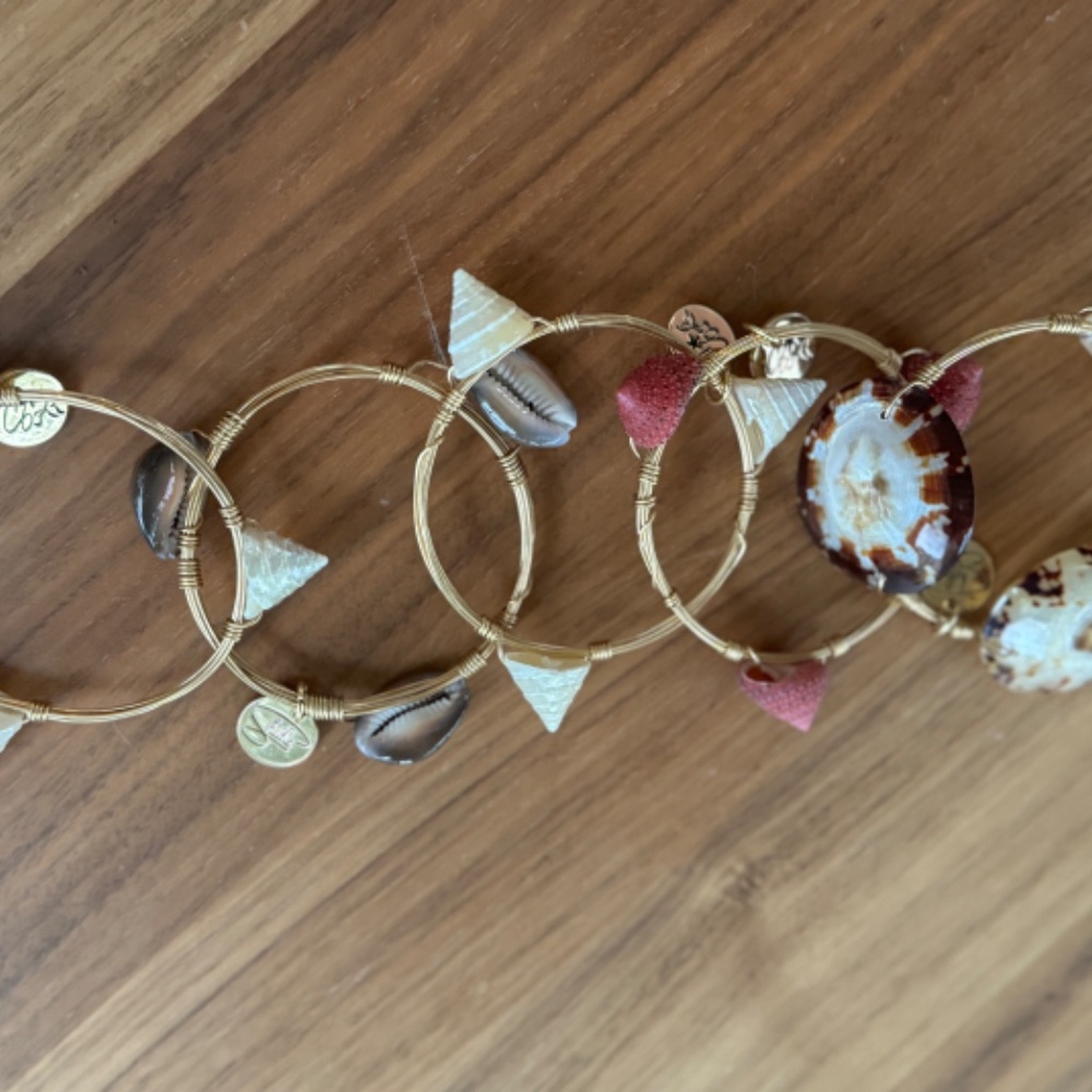 Shell Bracelet - image 4